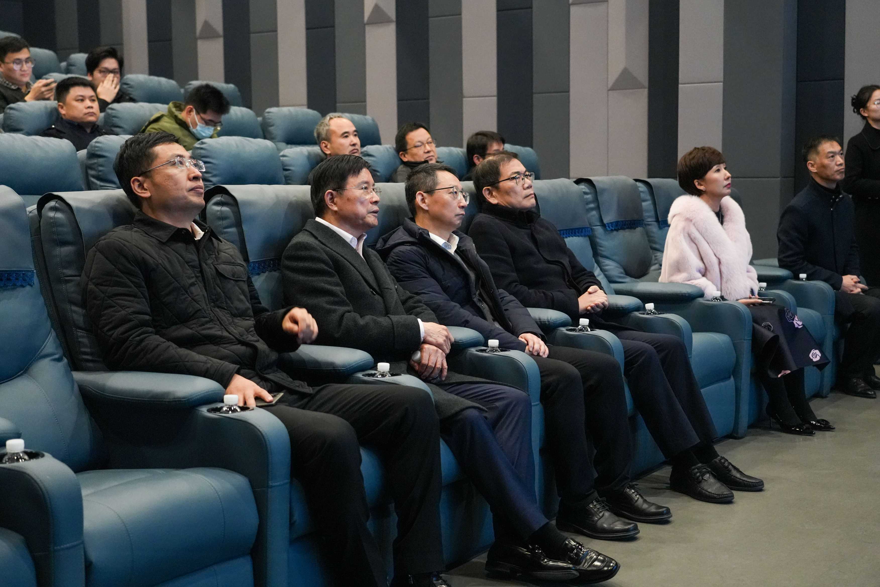 寧波市黨政領(lǐng)導(dǎo)一行赴音王集團(tuán)考察調(diào)研，共鑄科技文化融合發(fā)展